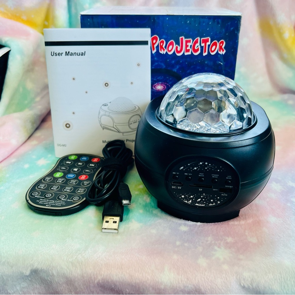 Projector-Night Light - Picture 2 of 6